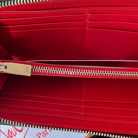 Christian Louboutin Black Wallet with Red Script - Picture 10 of 11